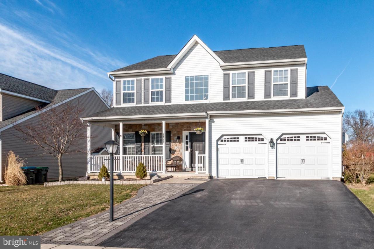 1309 Oak Tree Drive - Photo 1
