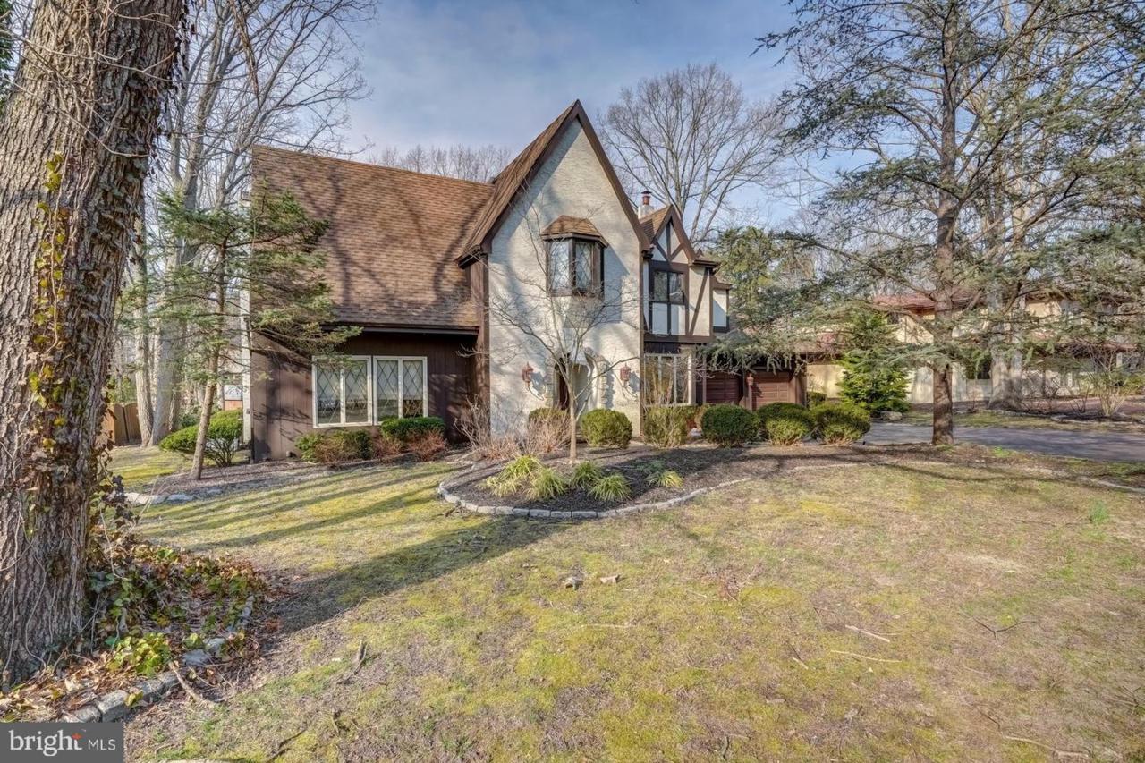 206 Whitehall Court - Photo 1