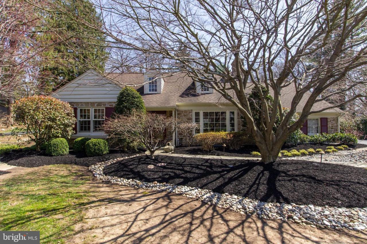 1333 Rydal Road - Photo 1