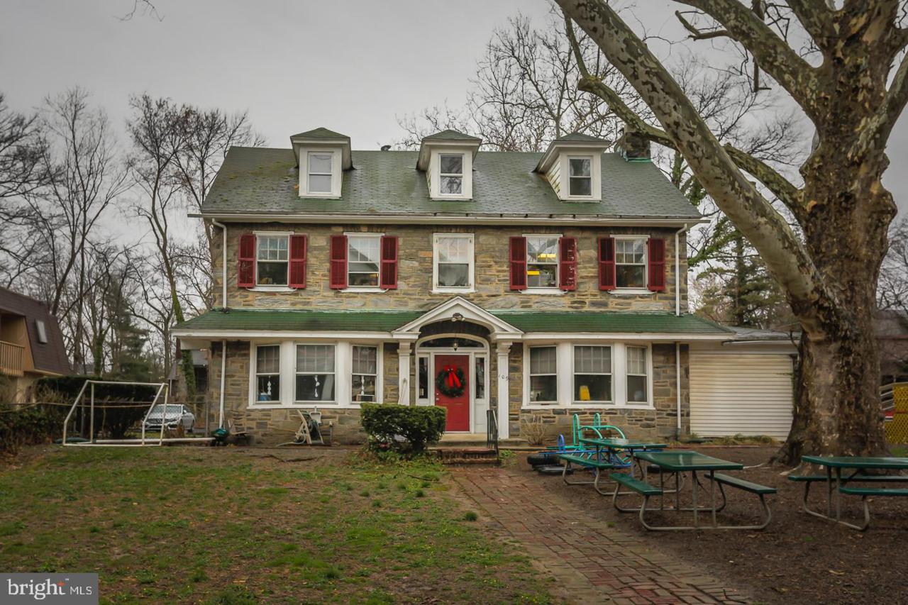 109 Lansdowne Avenue - Photo 1