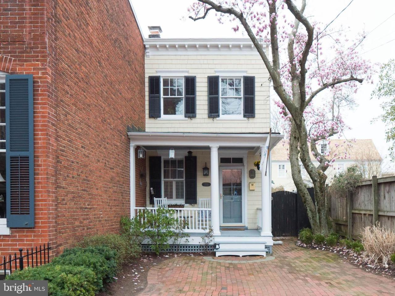 205 Duke Of Gloucester Street - Photo 1