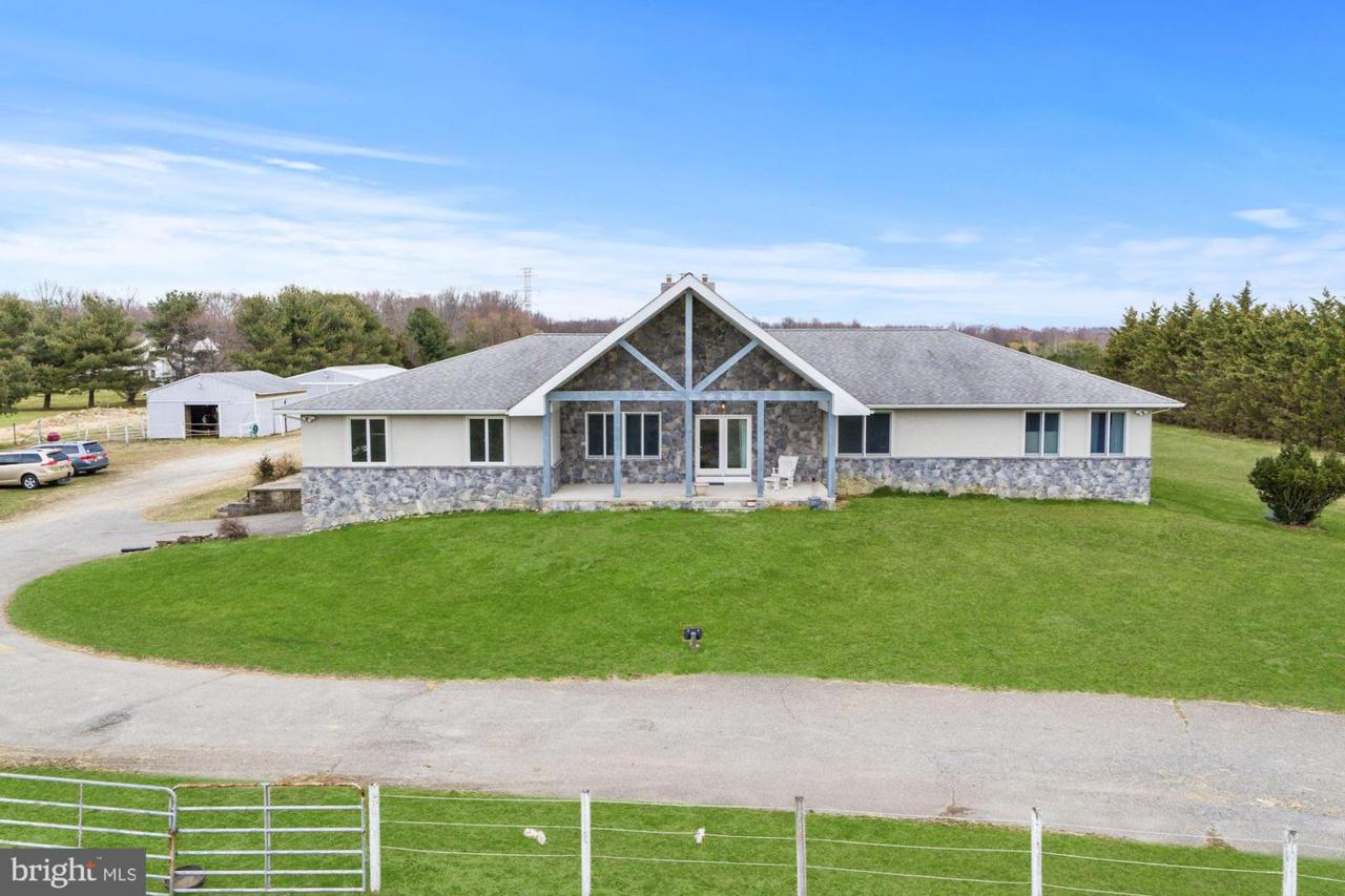 266 Hartford Road - Photo 1