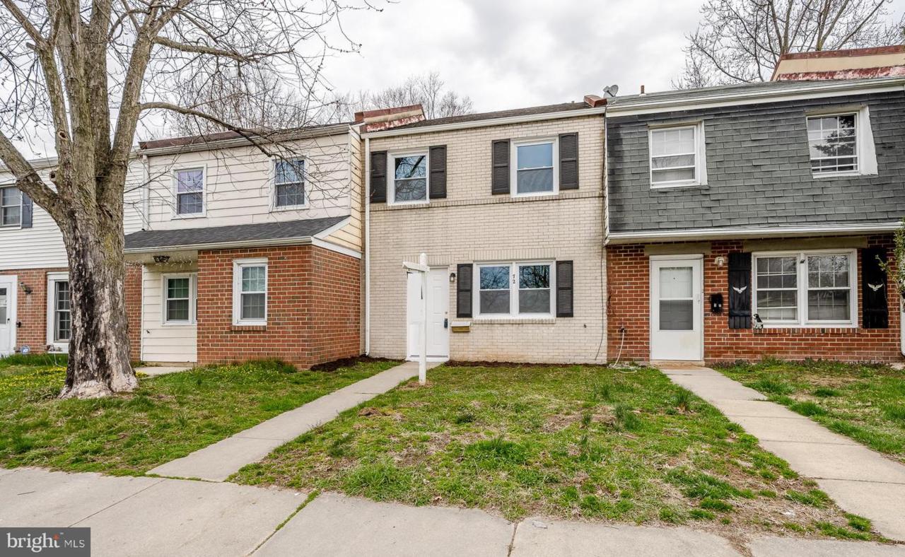 72 Ethan Allen Court - Photo 1