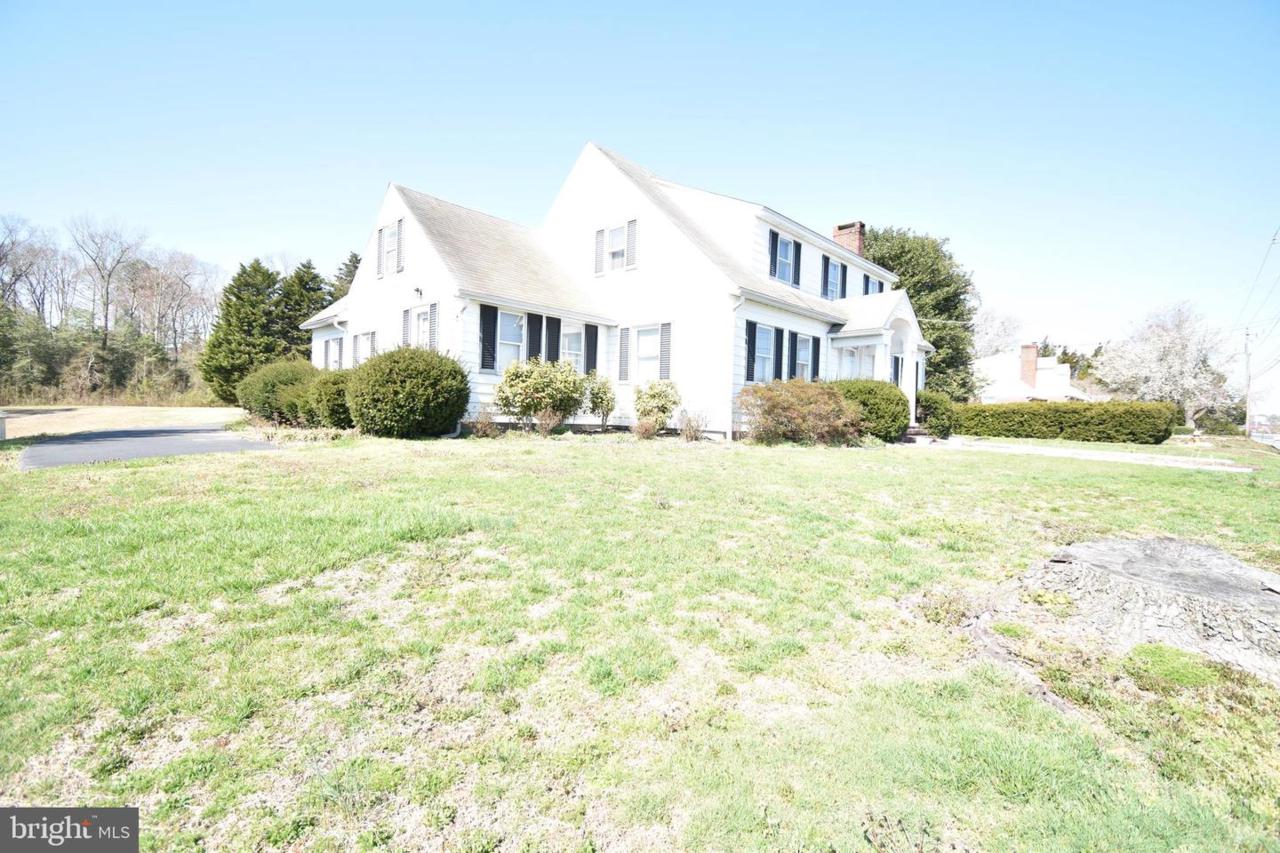 28592 Dupont Boulevard - Photo 1