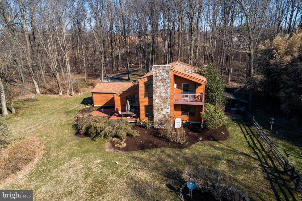 109 Arrow Point Drive - Photo 1