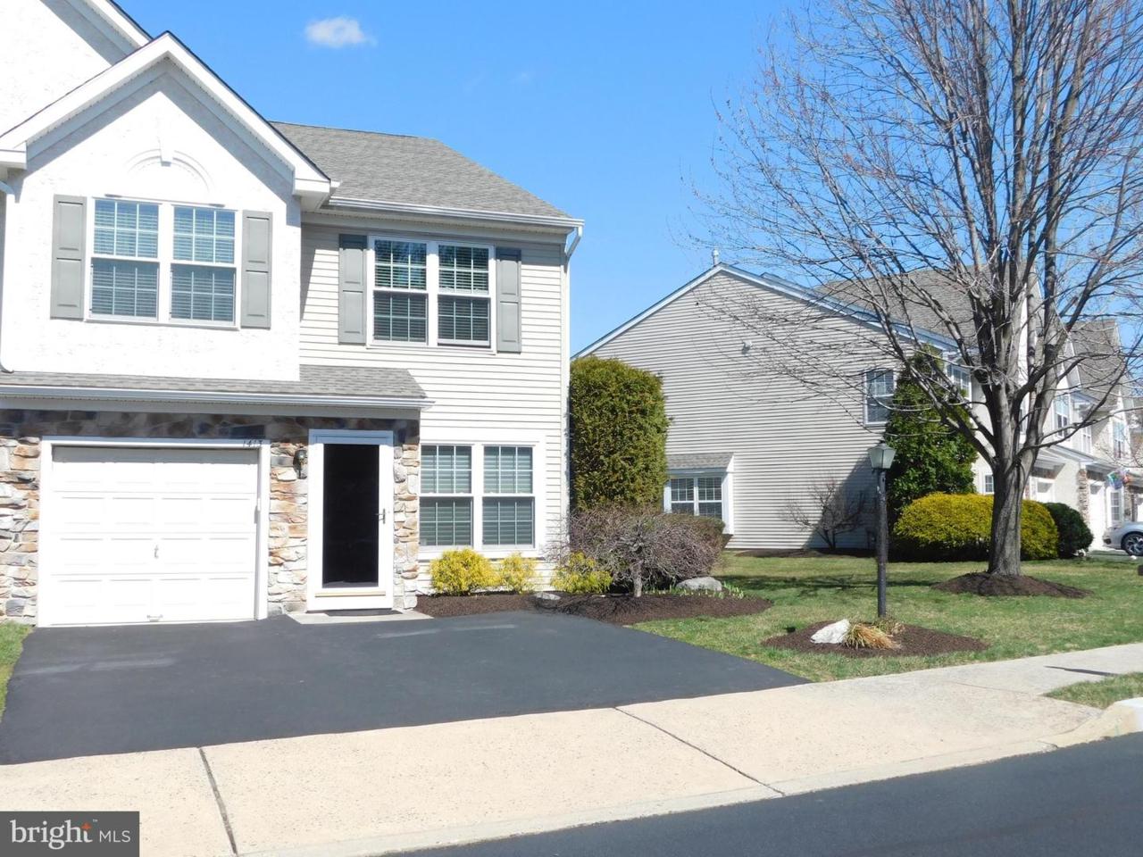 1413 Sweetbriar Drive - Photo 1