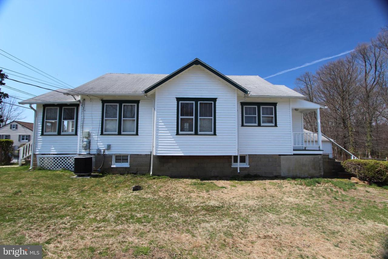 607 Summit Avenue - Photo 1