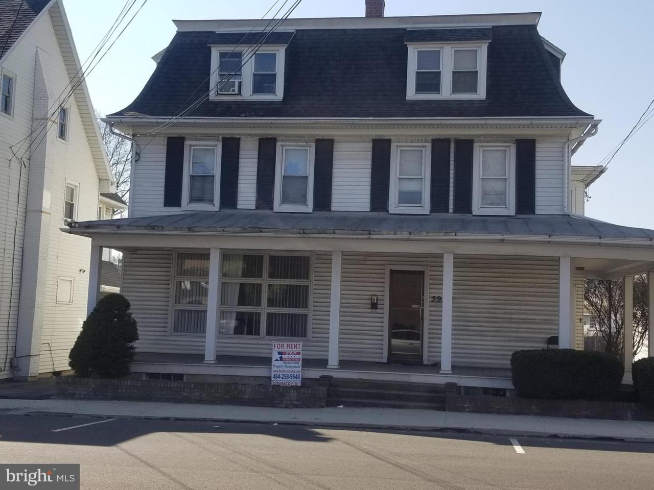 3984 Penn Avenue - Photo 1