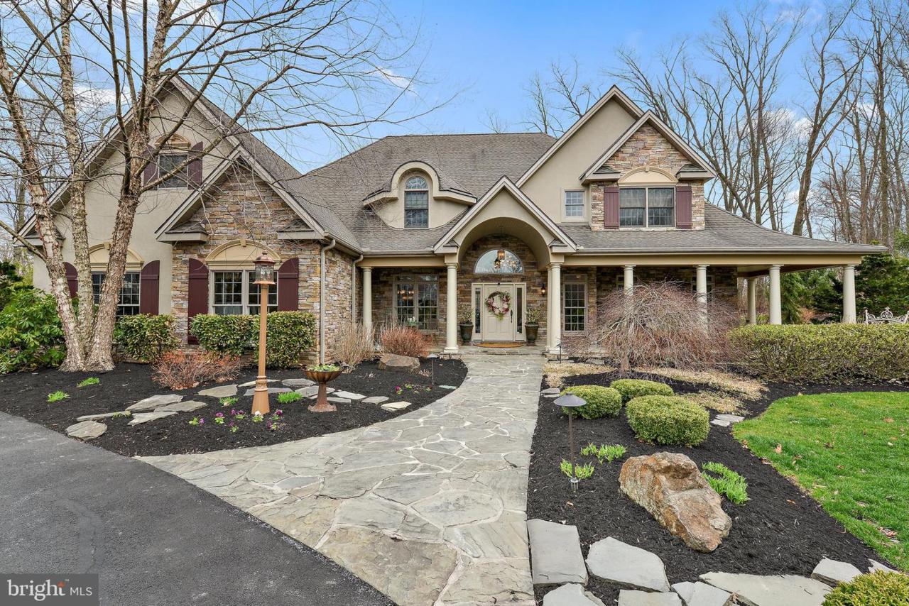 680 Meadow Rose Court - Photo 1
