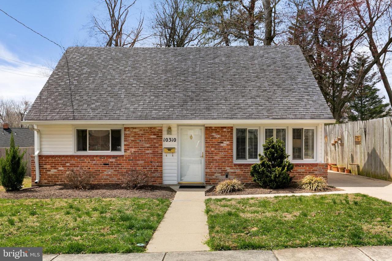 10310 Calumet Drive - Photo 1