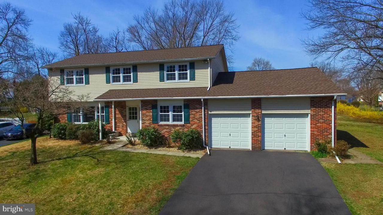 1130 Rydal Lane - Photo 1