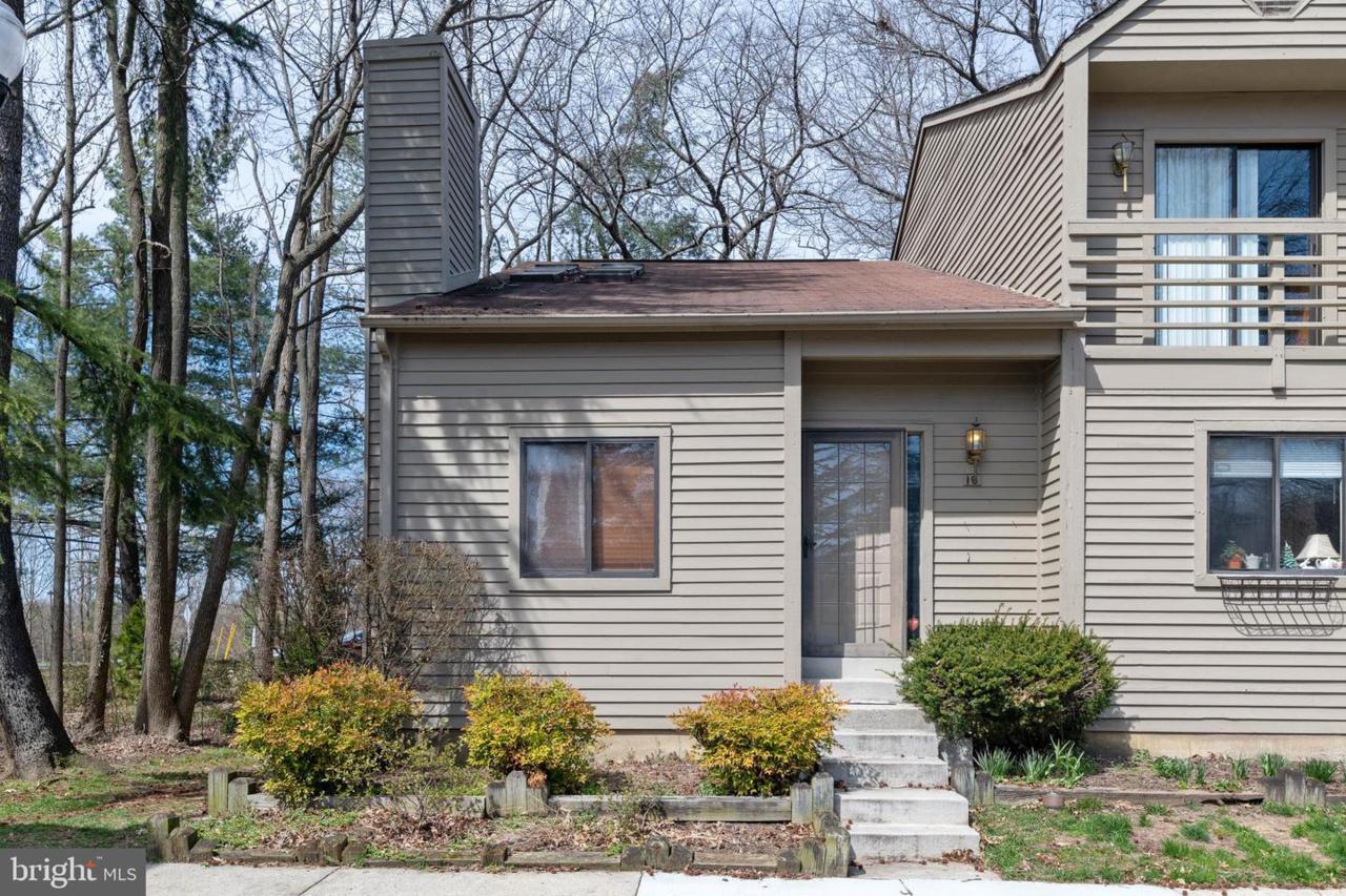 16 Belvedere Court - Photo 1