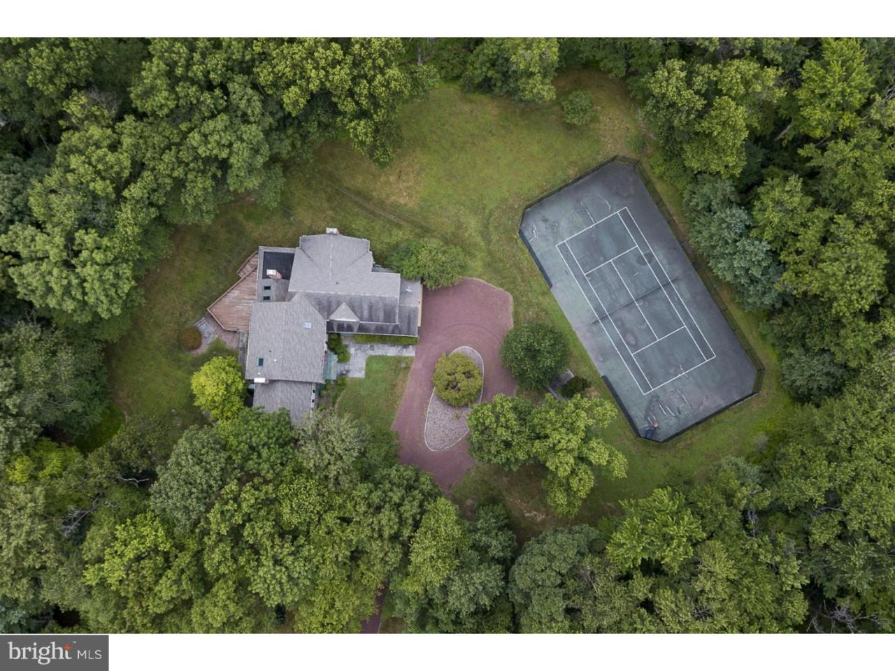 34 Stuart Close - Photo 1