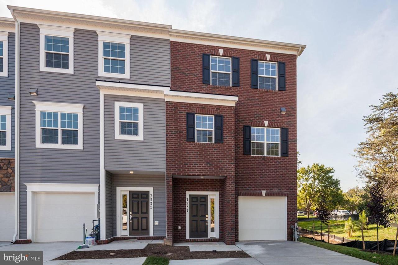 7723 Lexington Court - Photo 1