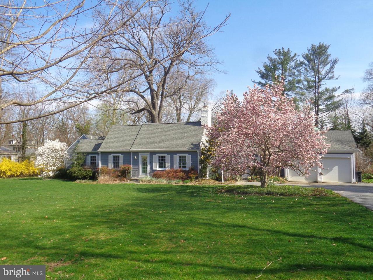 214 Morris Avenue - Photo 1