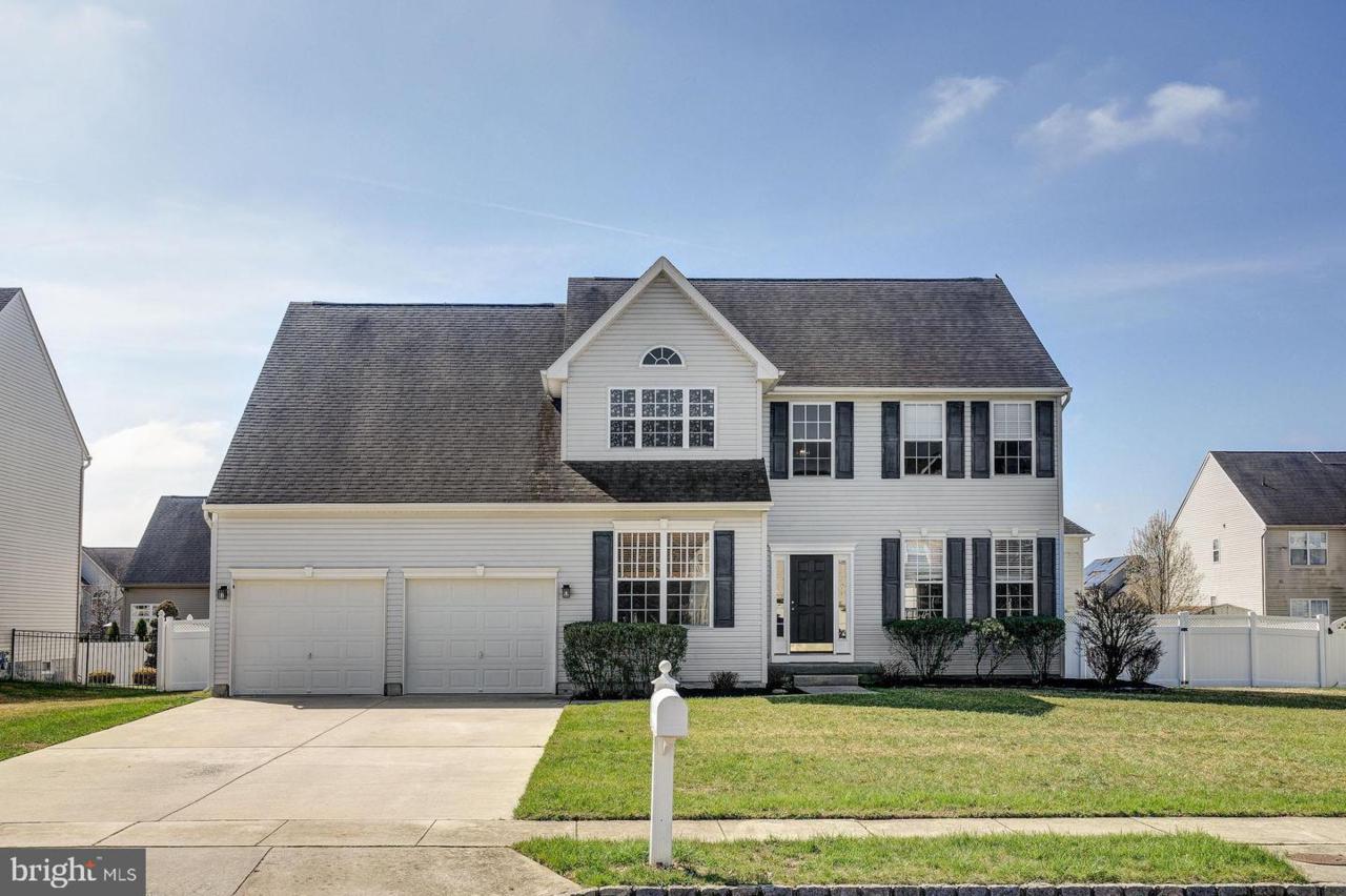 912 Monet Court - Photo 1