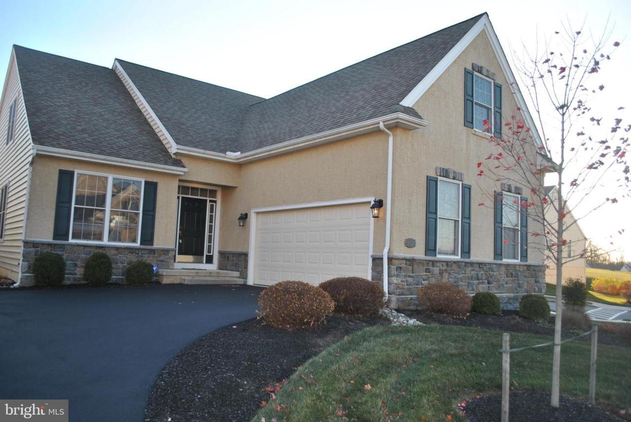 237 Crescent Road - Photo 1
