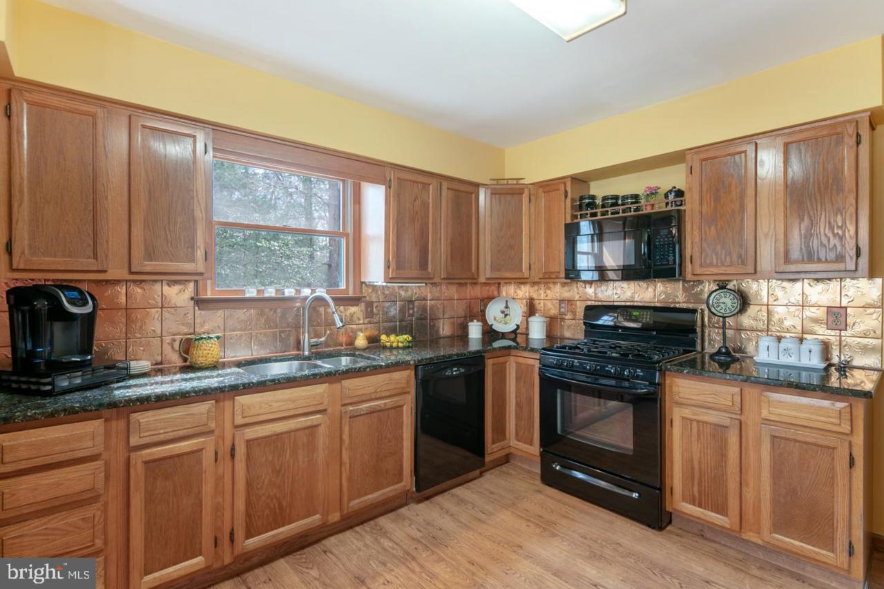 132 Nicholas Drive - Photo 1