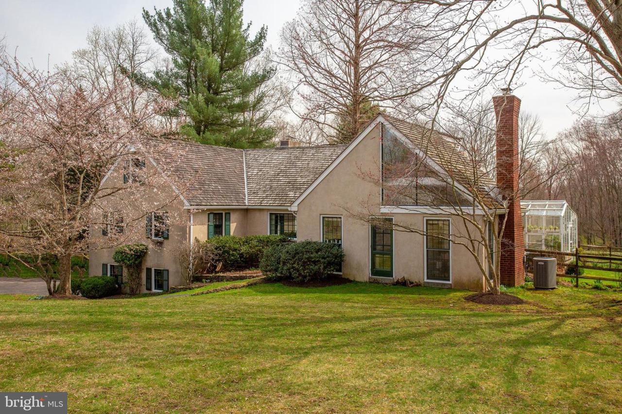 190 Plymouth Road - Photo 1