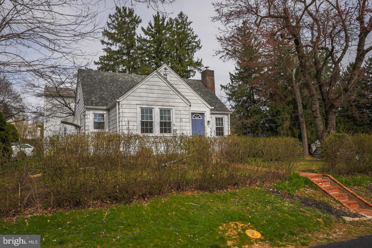 318 3RD Avenue - Photo 1