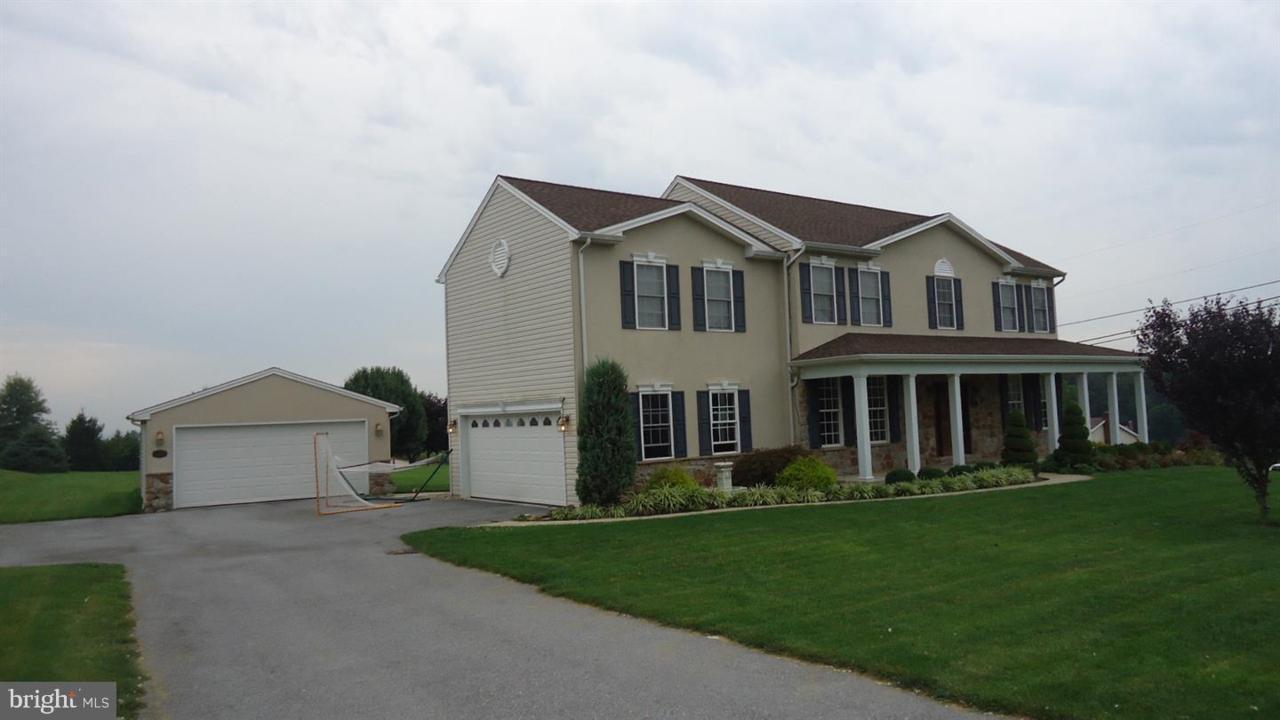 1747 Oak Ridge Drive - Photo 1