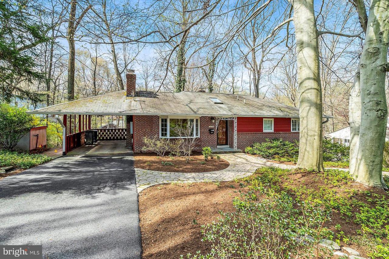 3628 Tallwood Terrace - Photo 1