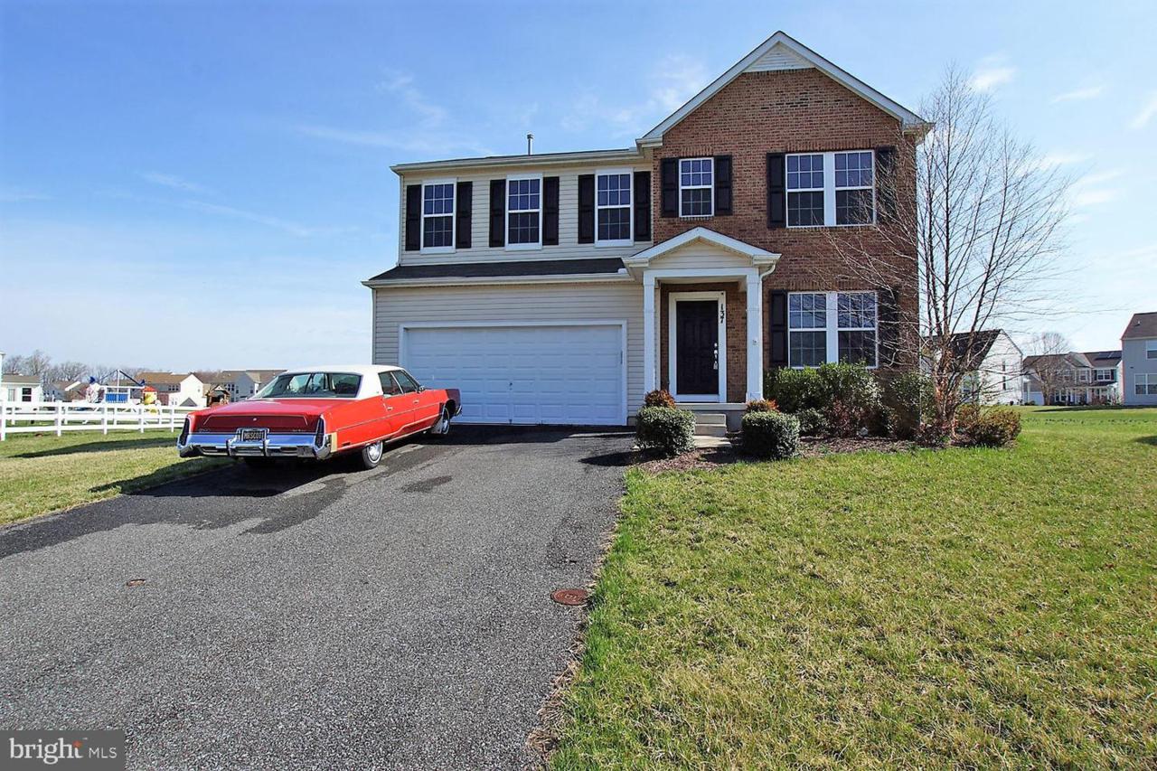 137 Ormonde Circle - Photo 1