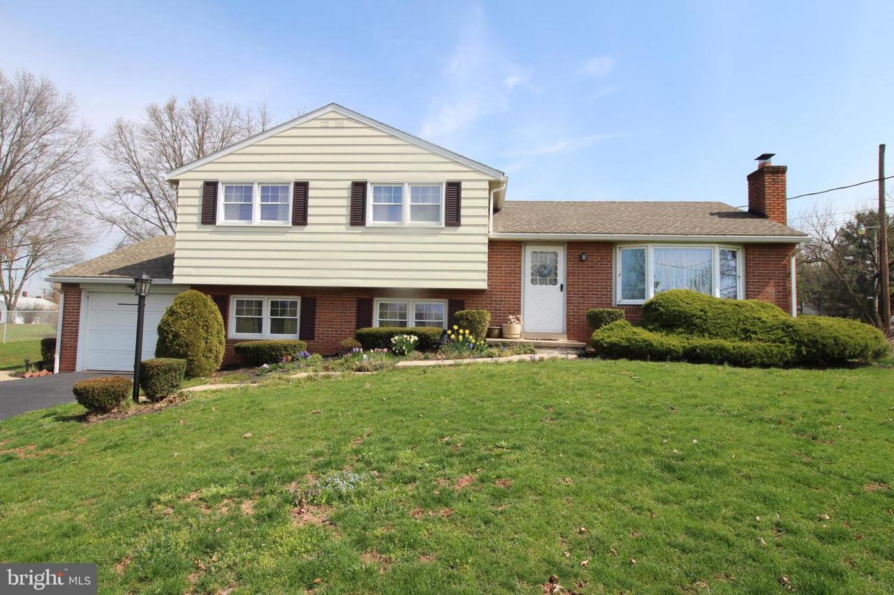 561 Swamp Picnic Road - Photo 1