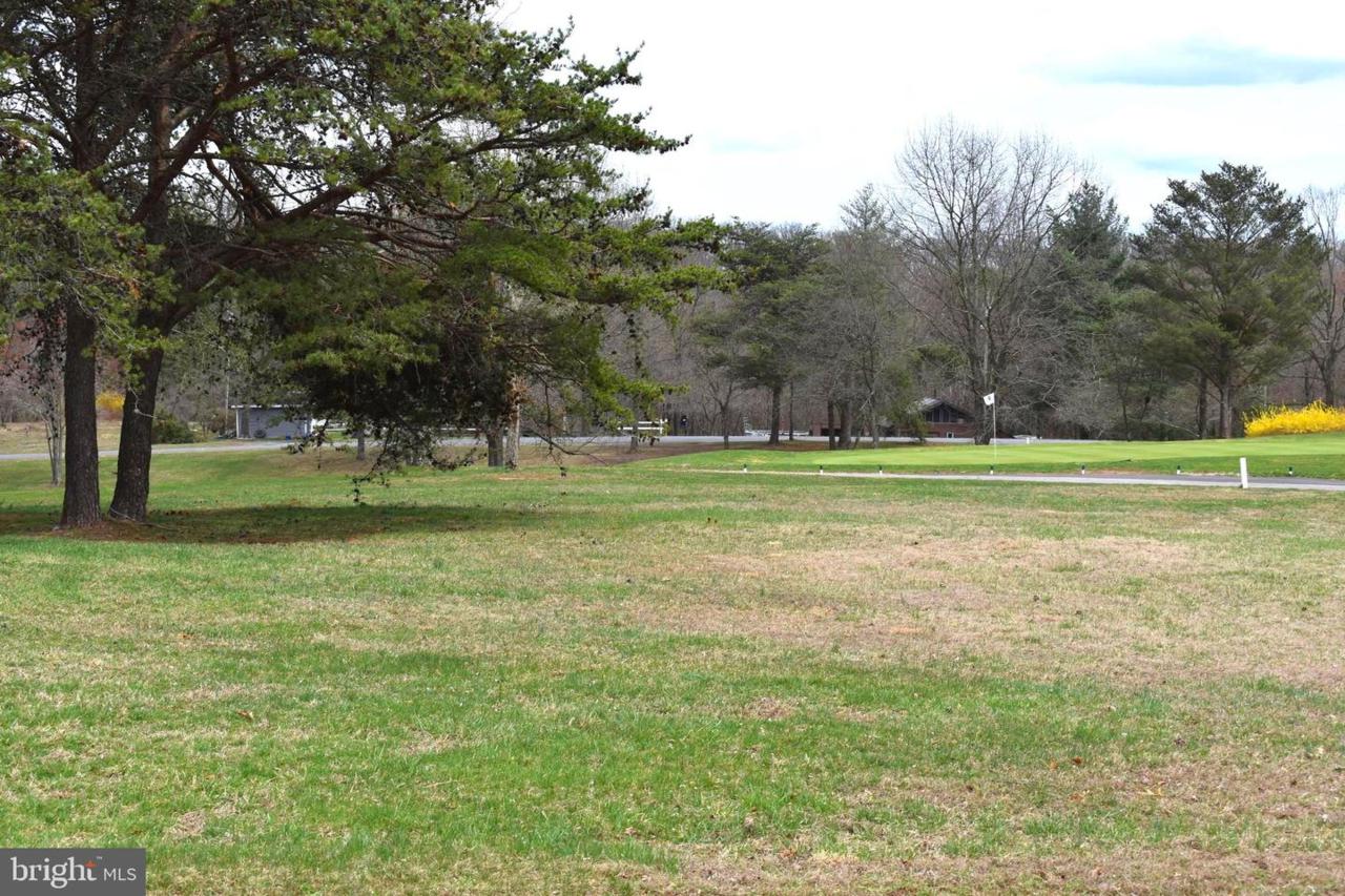 24 Wampum Lane - Photo 1