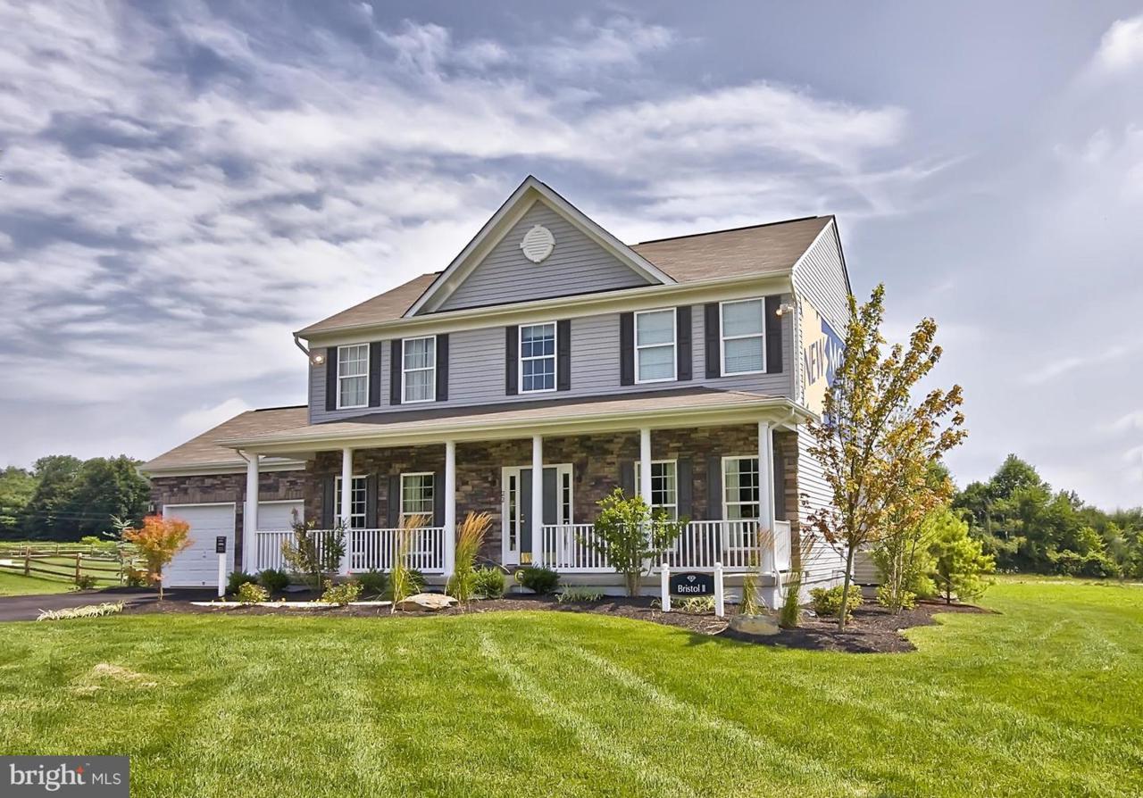 502 Sparrows Way - Photo 1