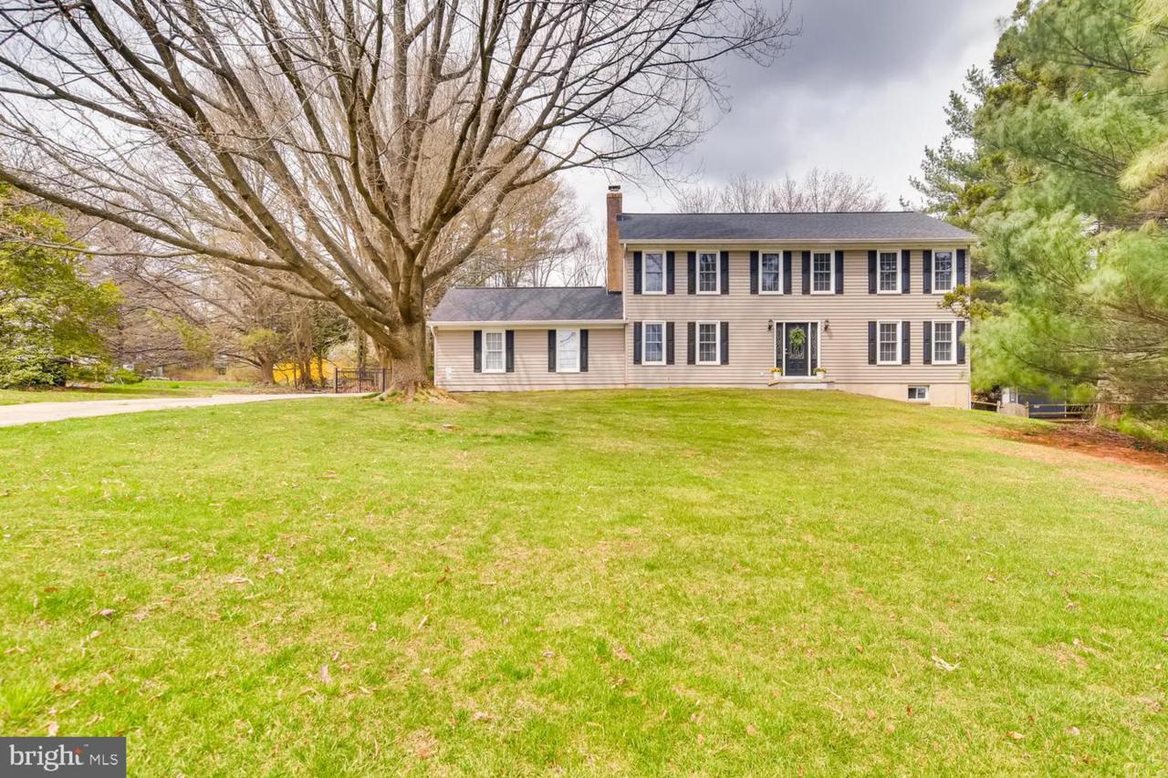 12518 Manor Road - Photo 1