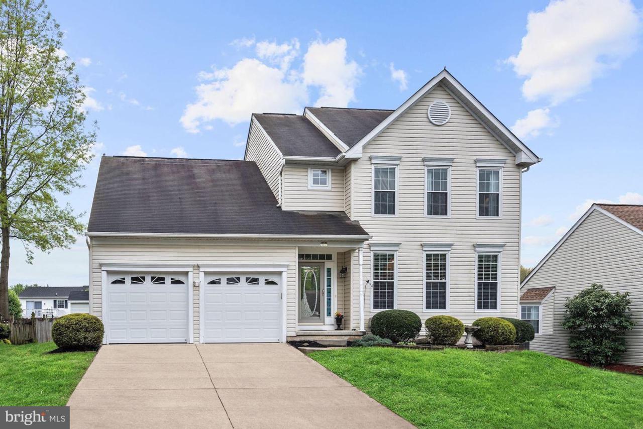 813 High Plains Drive - Photo 1