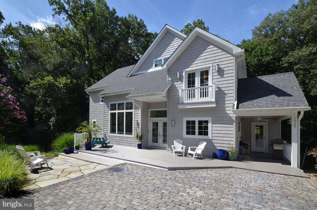 1925 Sleepy Hollow Lane - Photo 1