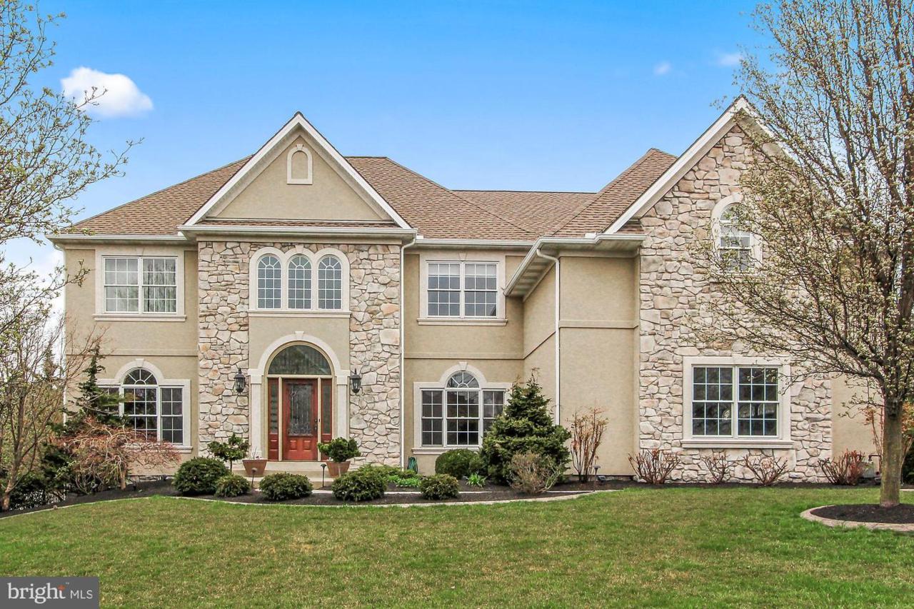 6424 Farmcrest Lane - Photo 1