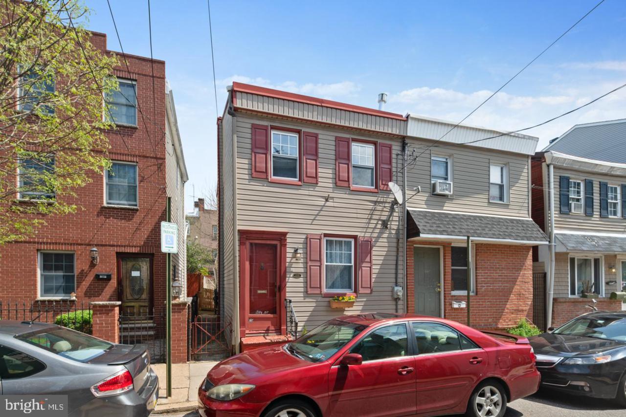 1335 Hewson Street - Photo 1