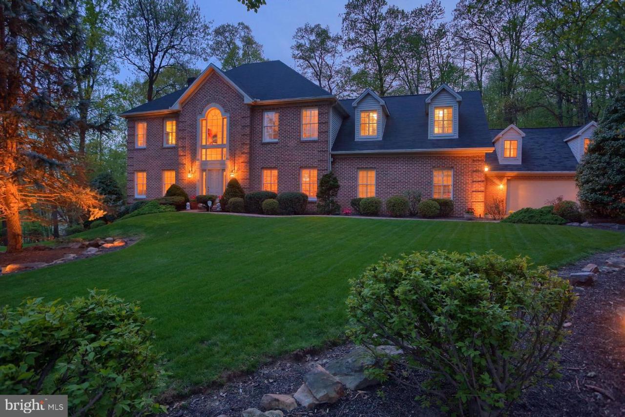 2367 Forest Hills Drive - Photo 1