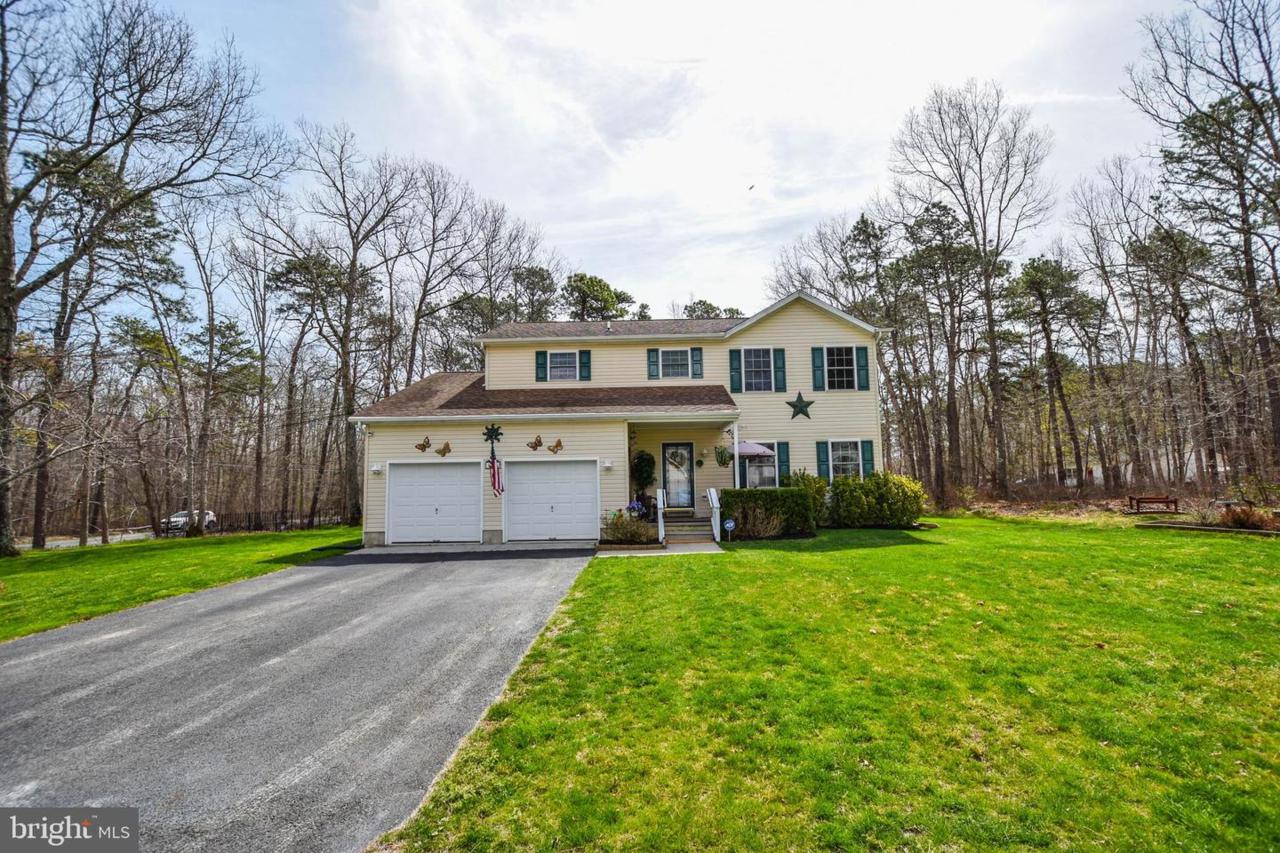 1041 Ocean Heights Avenue - Photo 1