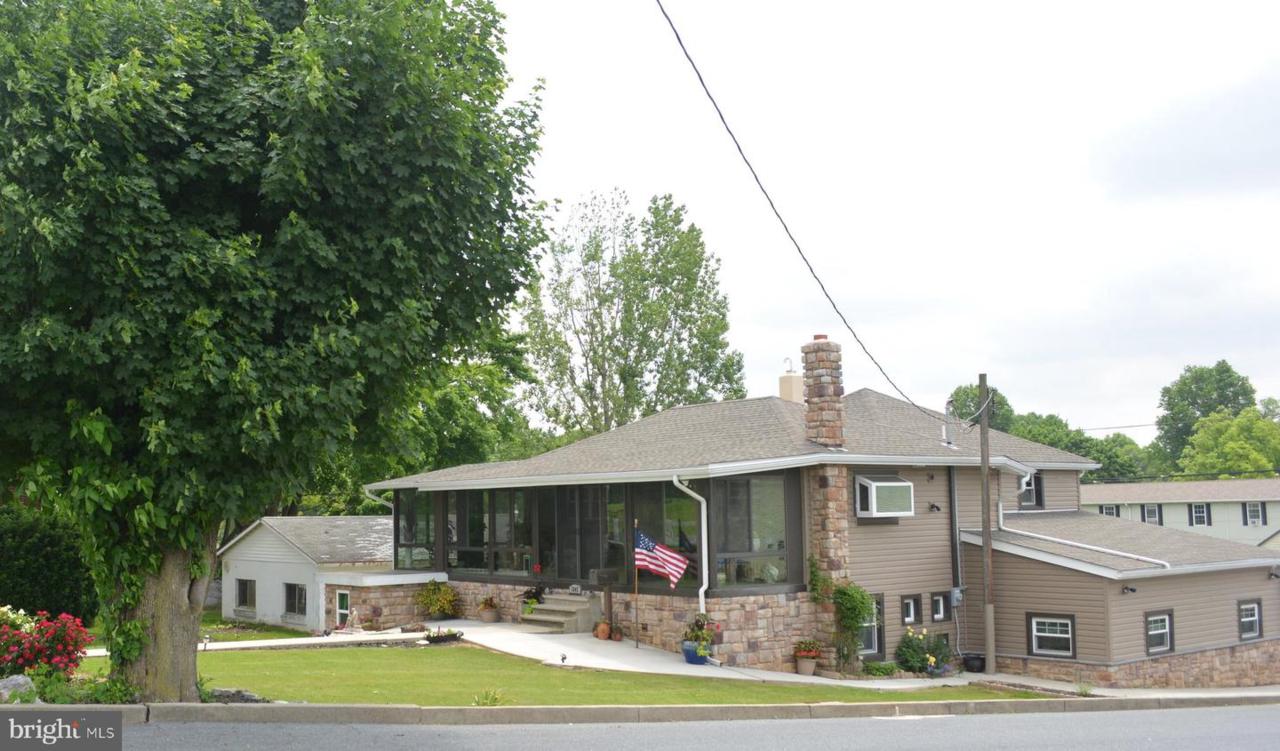 1342 Walnut Street - Photo 1