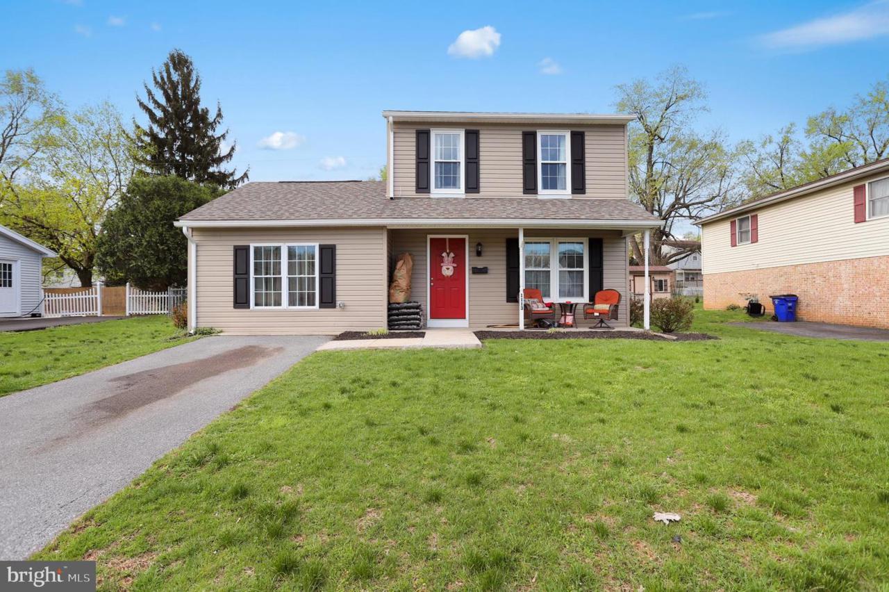 1113 Green Lane - Photo 1