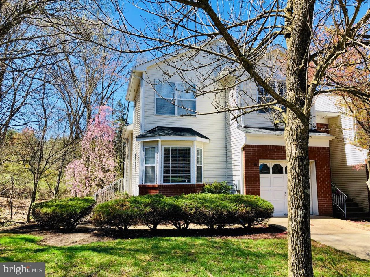 10 Grant Way - Photo 1