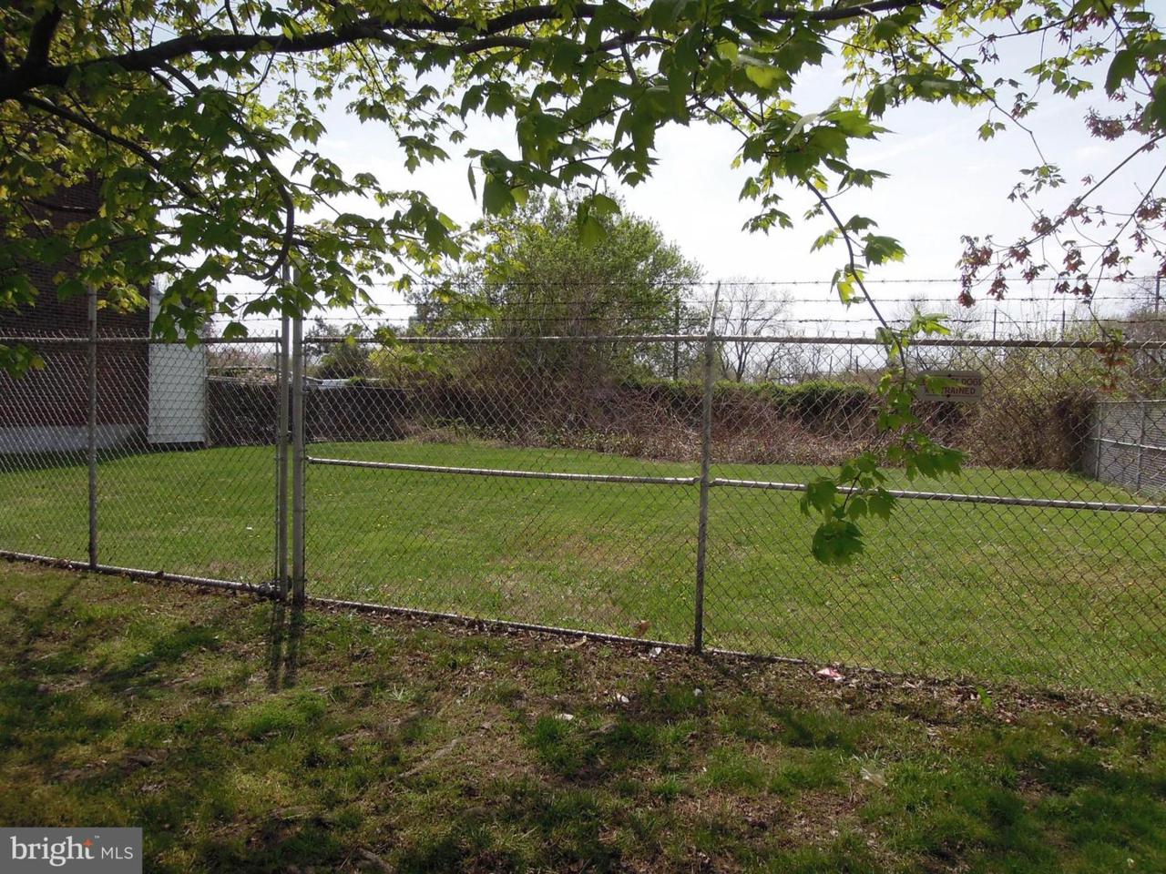817-823 Warren Street - Photo 1