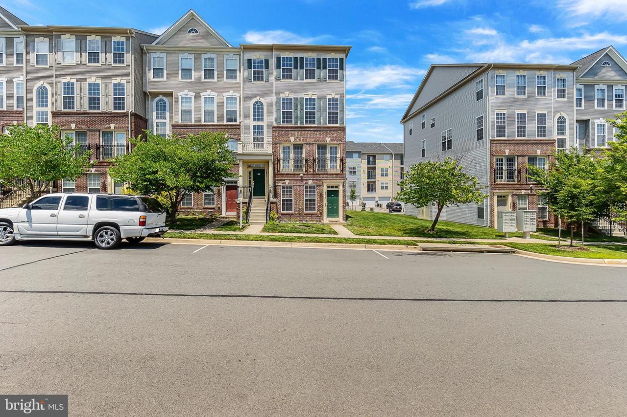 15815 John Diskin Circle - Photo 1