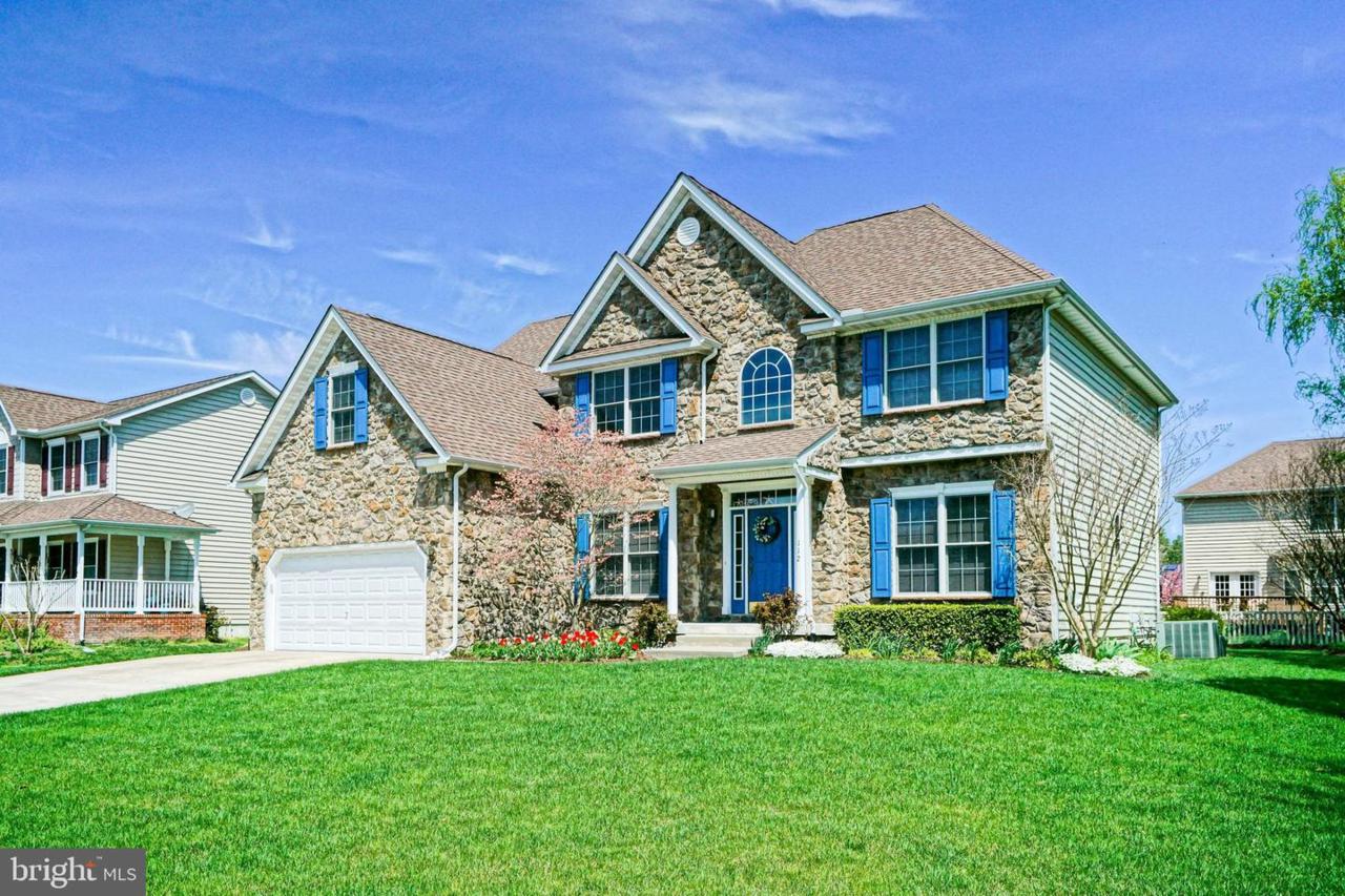 112 Morgan Way - Photo 1