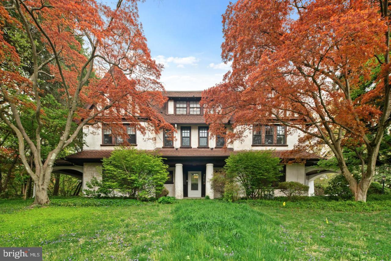 1007 Valley Road - Photo 1