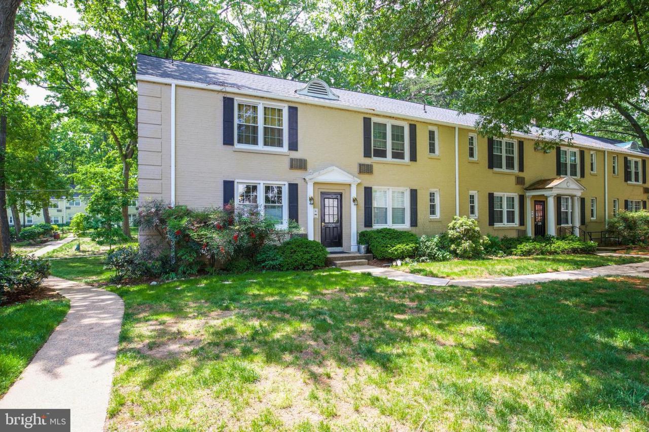 226 Thomas Street - Photo 1