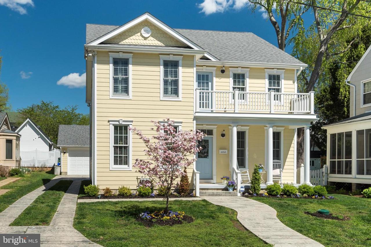 112 Granada Avenue - Photo 1