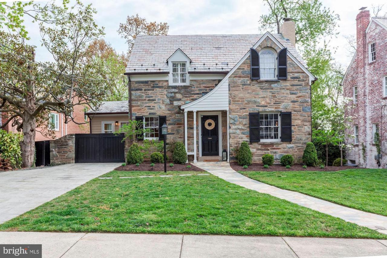 6103 Vernon Terrace - Photo 1