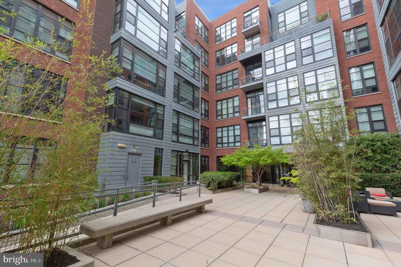 317 Vine Street - Photo 1