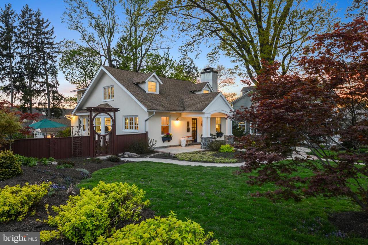 28 7TH Street - Photo 1