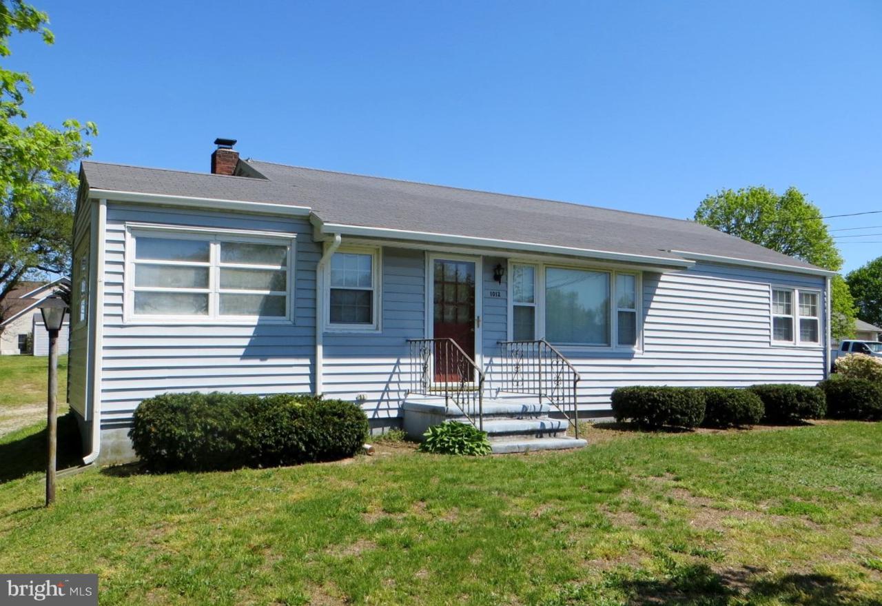 1012 Highland Avenue - Photo 1